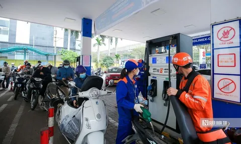 Giảm 50% thuế bảo vệ môi trường với xăng, dầu, mỡ nhờn hết năm 2026