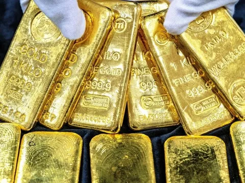 Giá vàng sáng nay 11/3: Tiếp đà tăng, sau khi giá dầu thô thế giới giảm mạnh