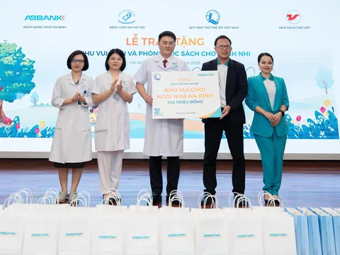 ABBANK tri ân khách hàng và cộng đồng nhân dịp kỷ niệm 32 năm thành lập